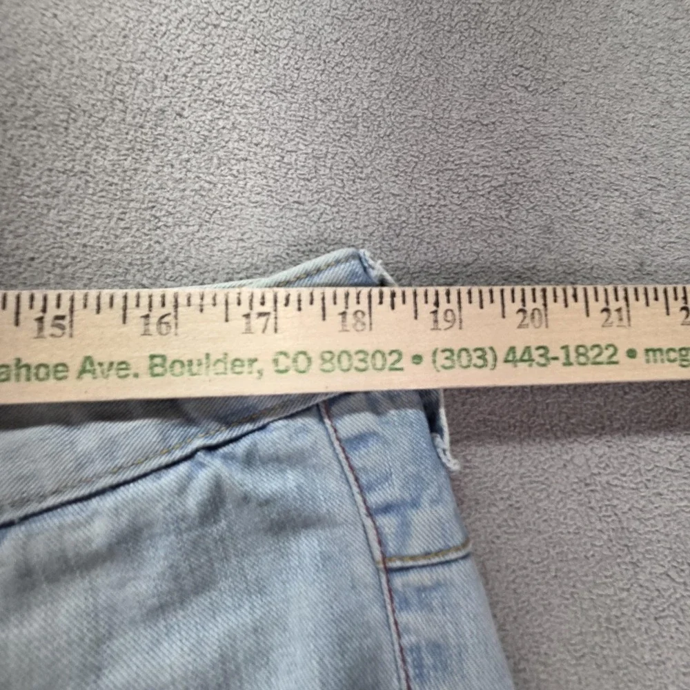 VTG‎ Levis Engineered Jeans Mens Light Wash Blue Twisted Straight Fits 34x30